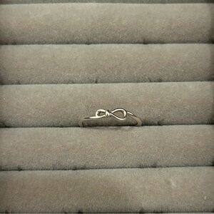 PANDORA Infinity Knot Ring